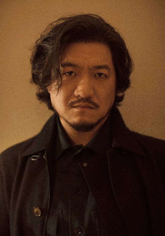 侯军