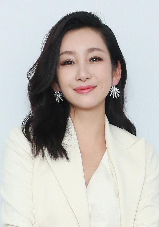 花彩香剧照